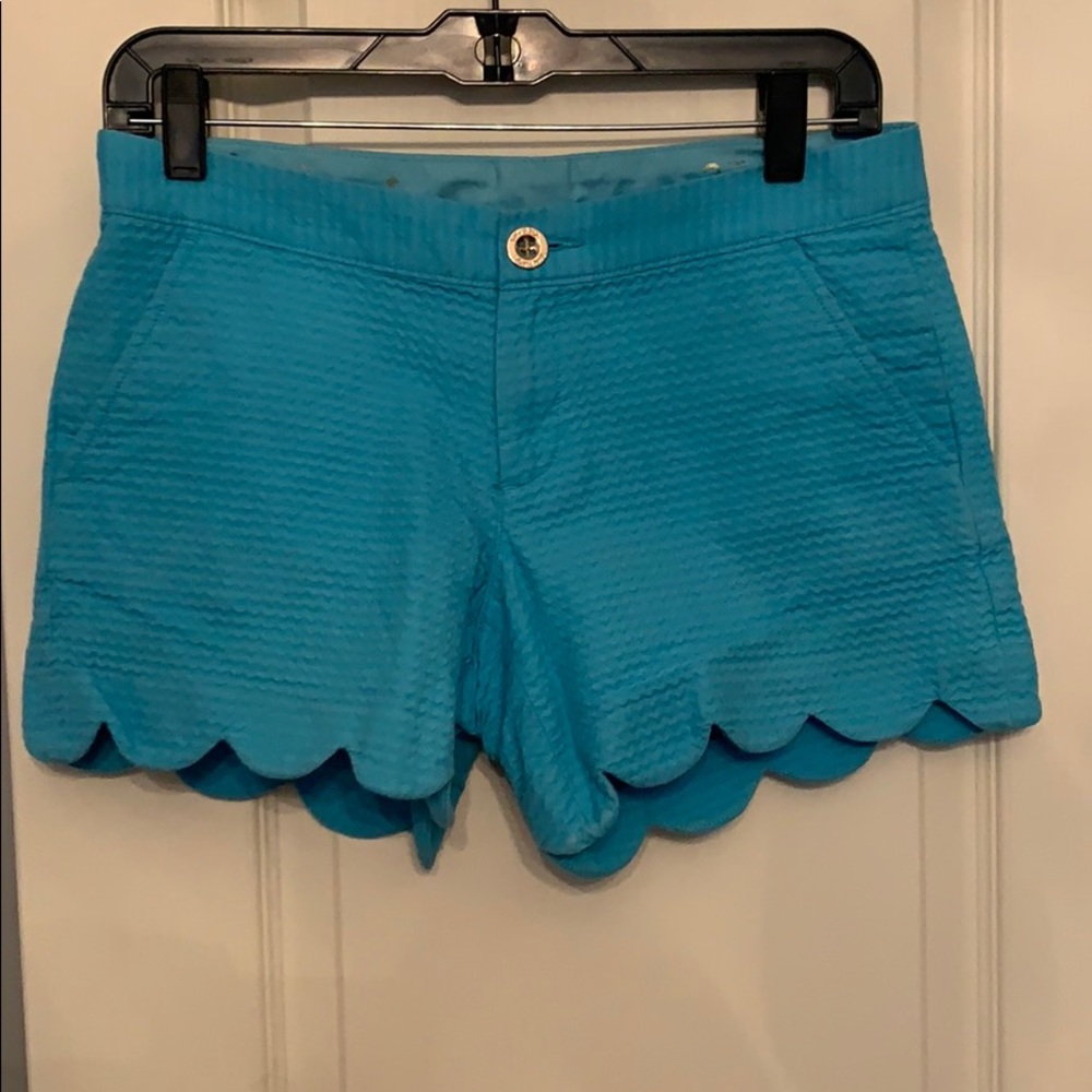 Teal blue scalloped Lilly Pulitzer shorts